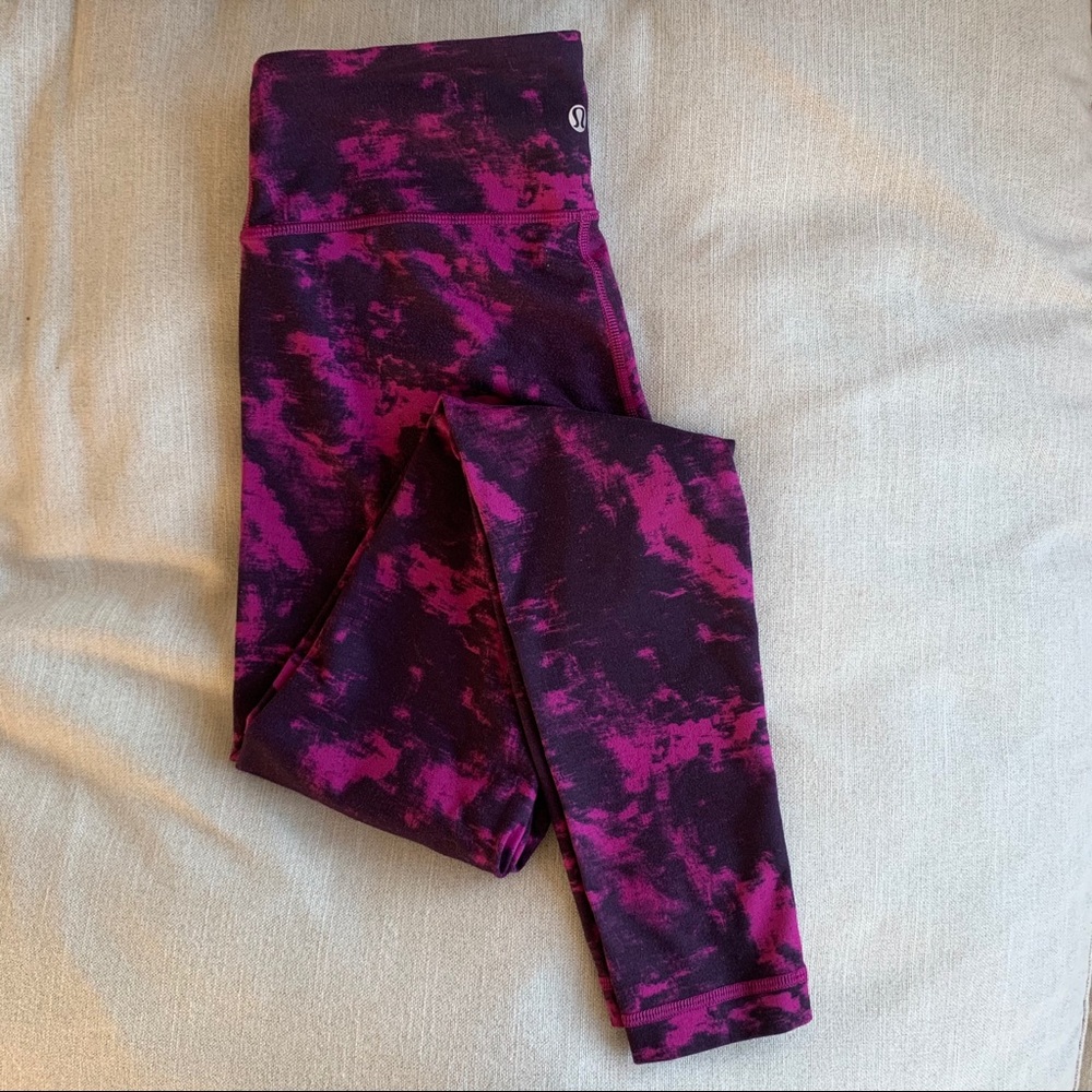 SALE ✨ LULULEMON tie dye wunder under leggings